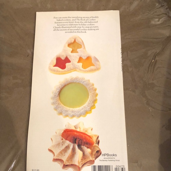 The Book of Cookies by Pat Alburey - Picture 2 of 8